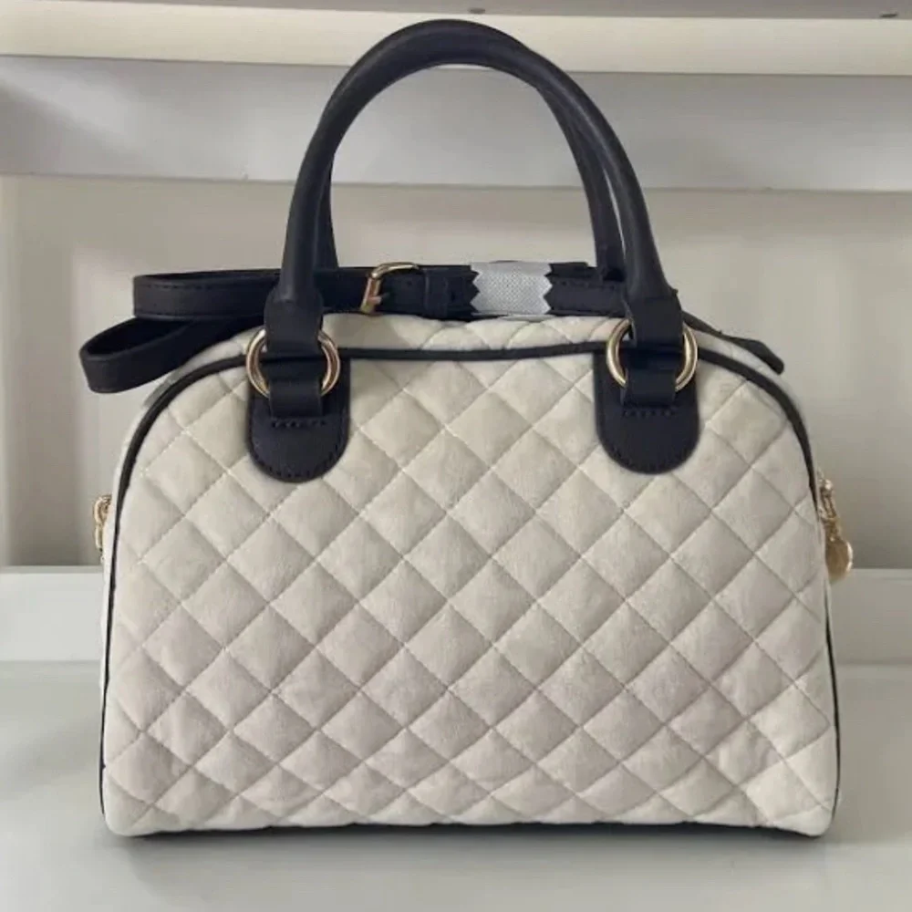 ❌SALE❌NWT Juicy Couture Velour Crystal Chocolate Quilted Royal Moment Bowler Bag - Picture 3 of 10